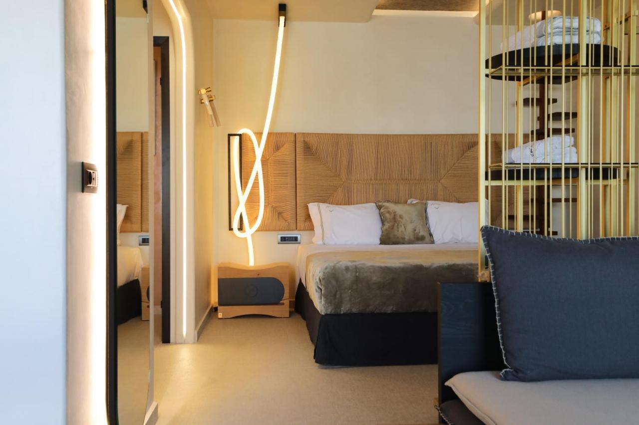 Brilliance Of Mykonos * Glastros (Mykonos)